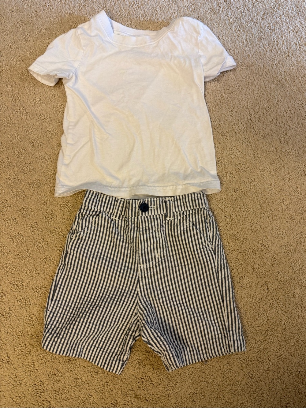 Toddler Boys Outfit Set Carter’s Tee & Boutique Seersucker Striped Shorts 2T 18M